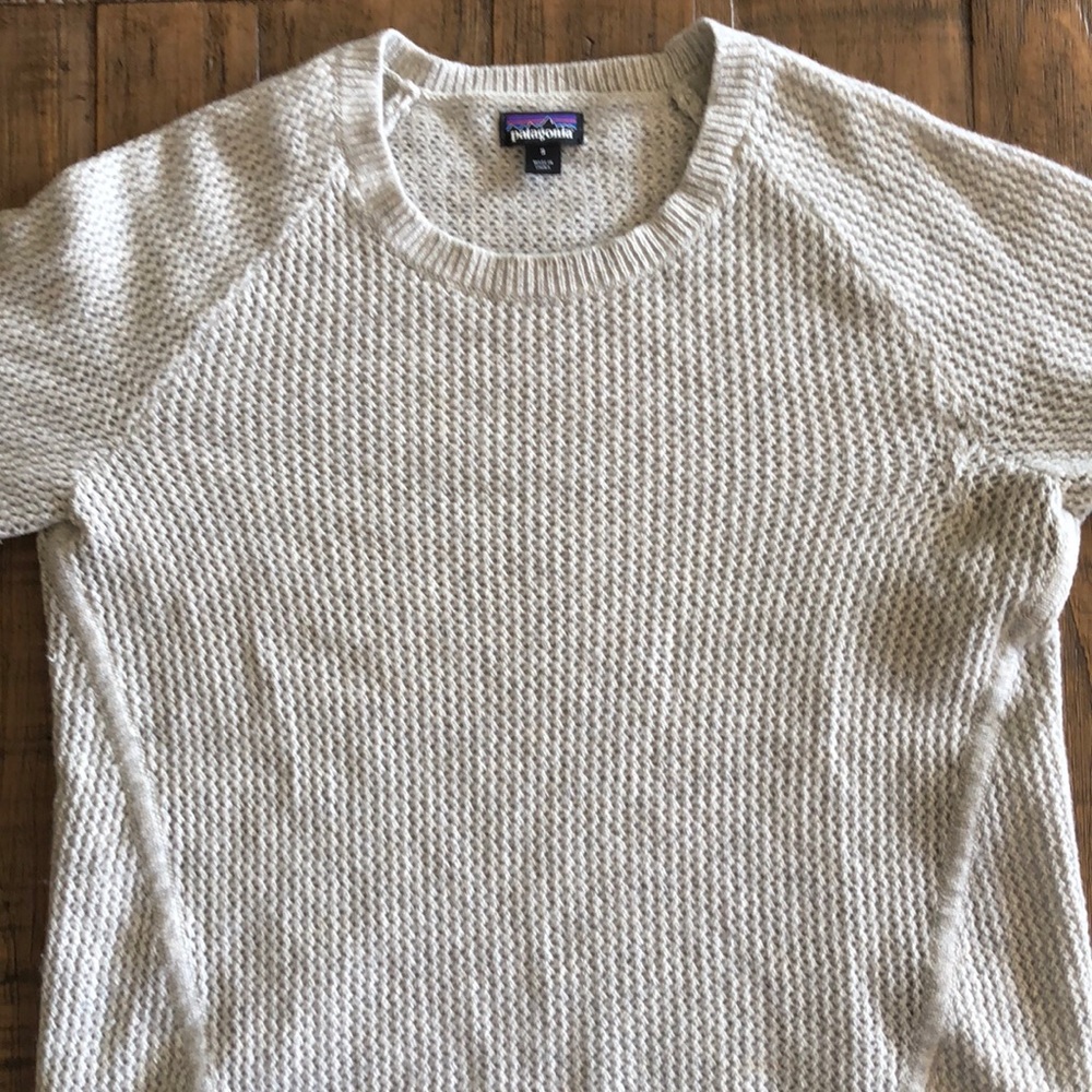 Patagonia Small long sleeve shirt.  Used